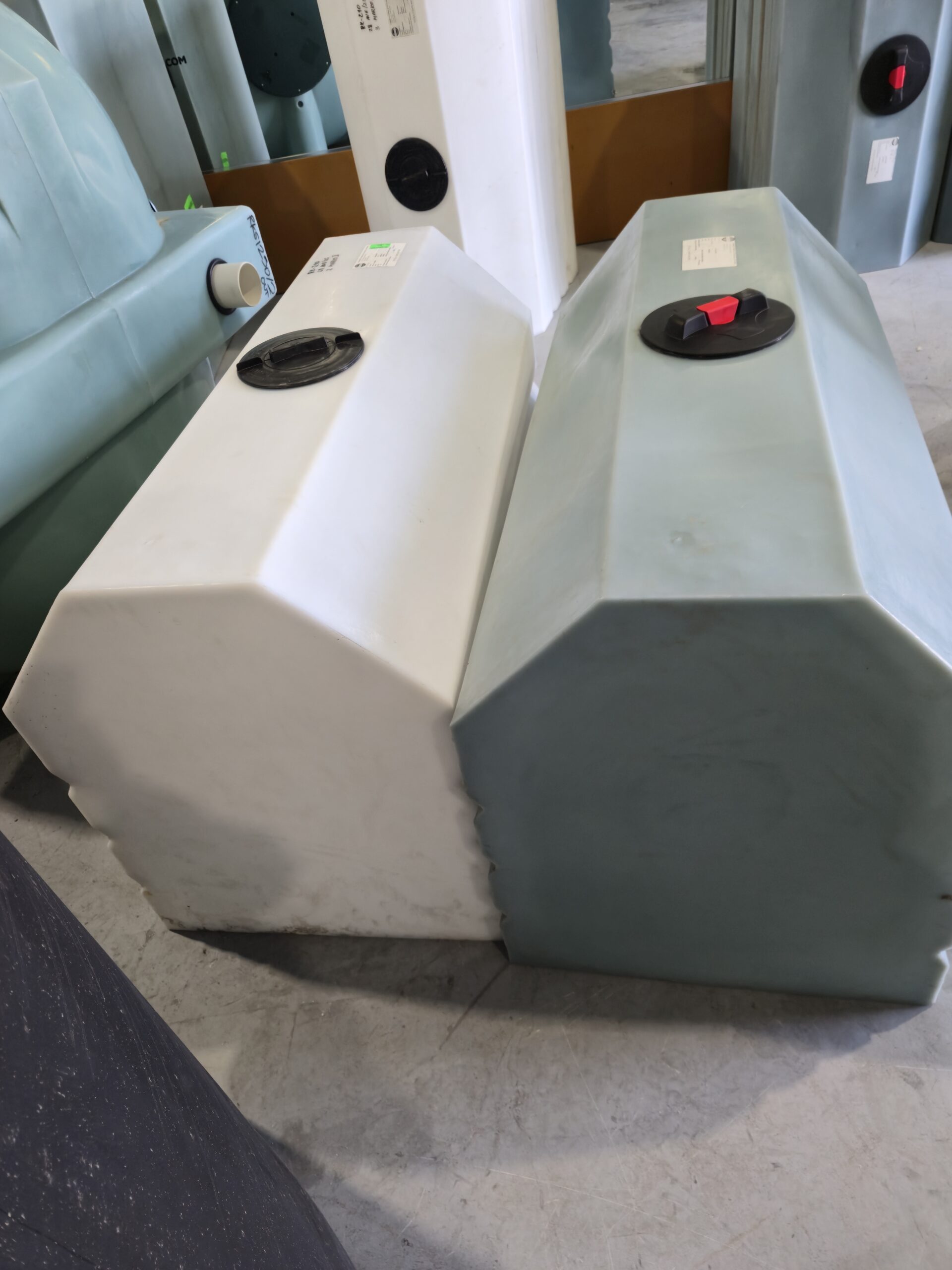 RK210 Rectangular Tank-image