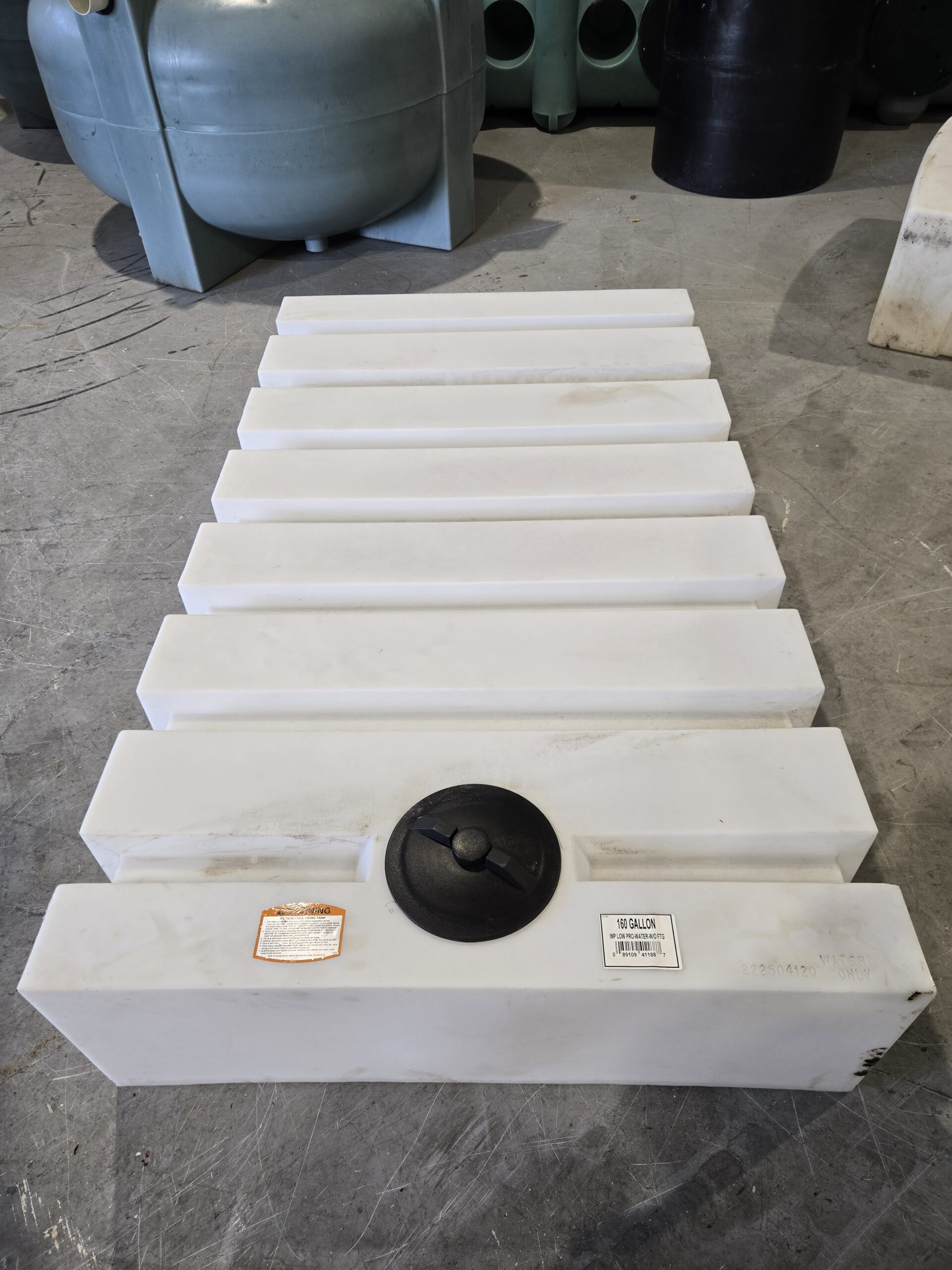 41188 - 160 Imperial Gallon Low Profile Water Tank-image
